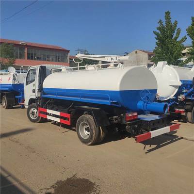 广东国六多利卡3方吸粪车 高效环保的清洁解决方案